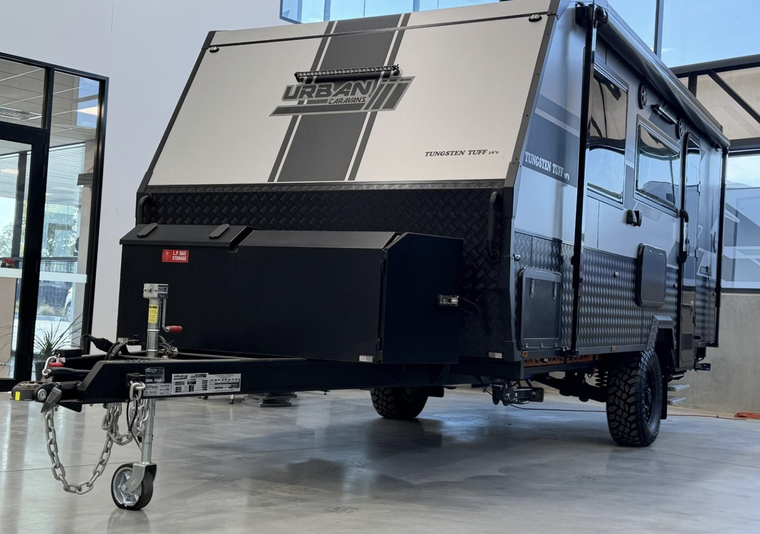 2025 Urban Caravans Tuff 18'6 Cafe