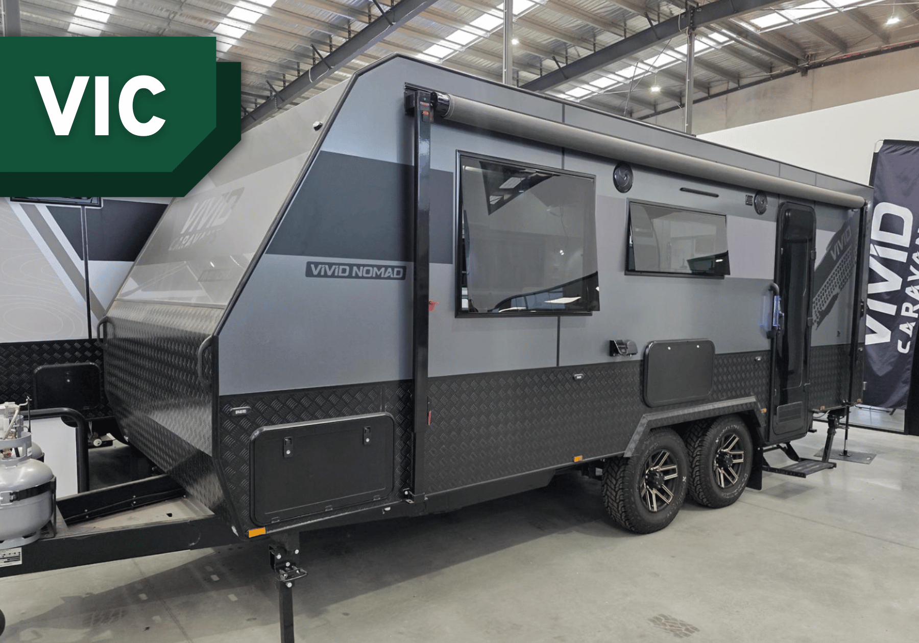 2025 Vivid Caravans Nomad 20′ Club Couples