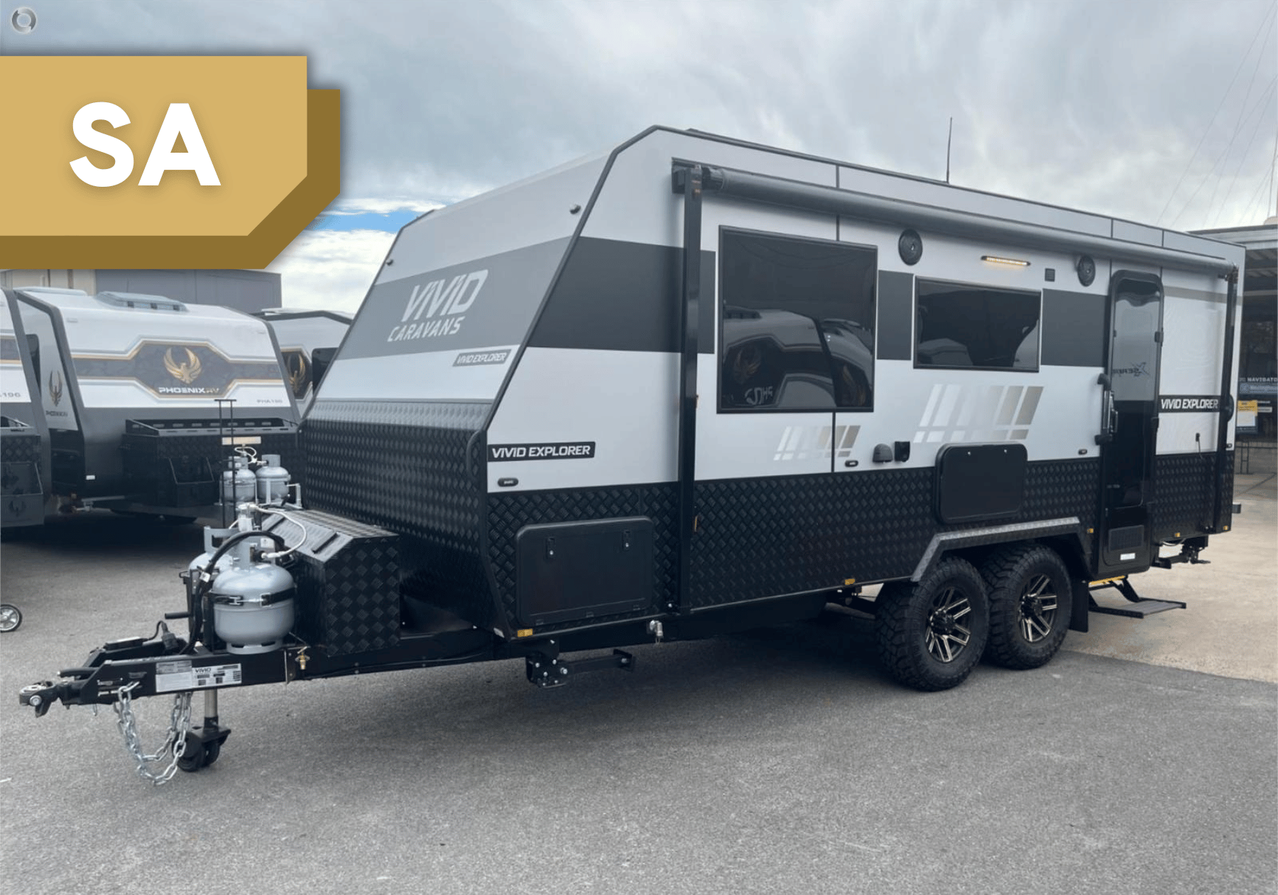 2026 Vivid Explorer 20′ Club Lounge