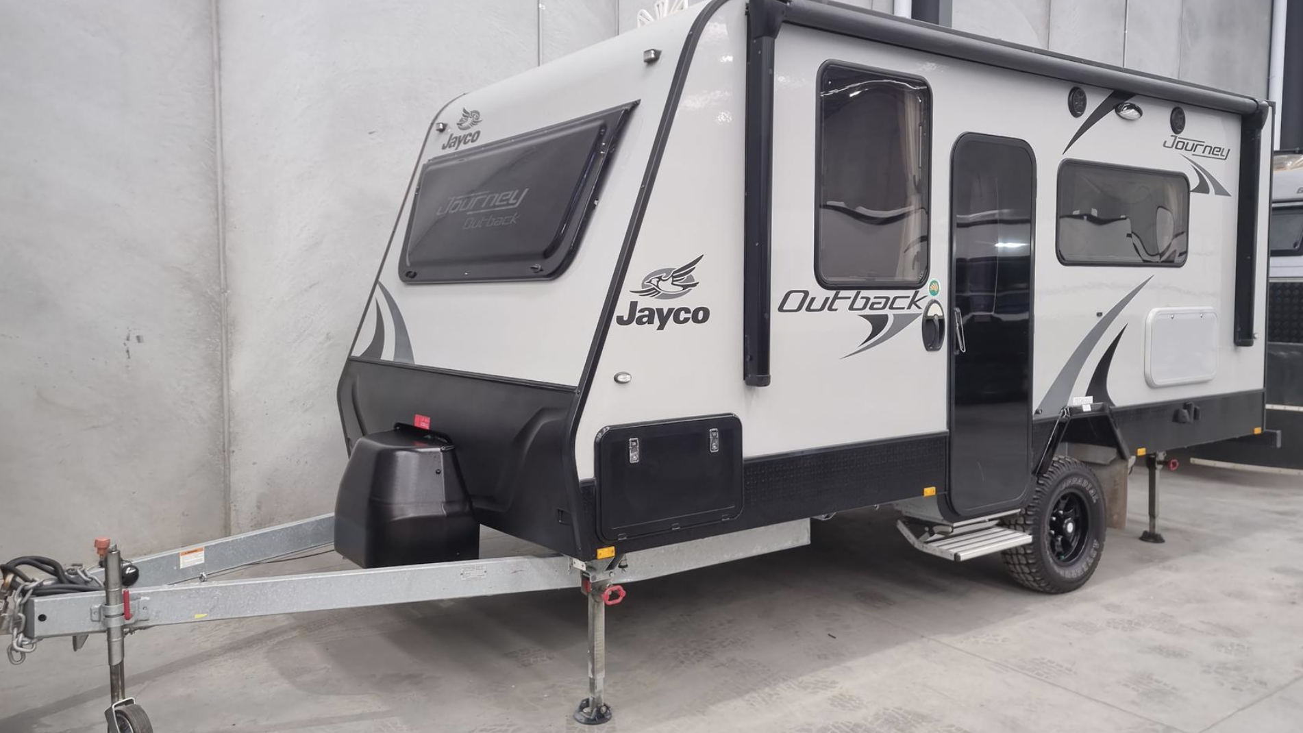 2023 Jayco Journey Outback 16.51-3 Couples