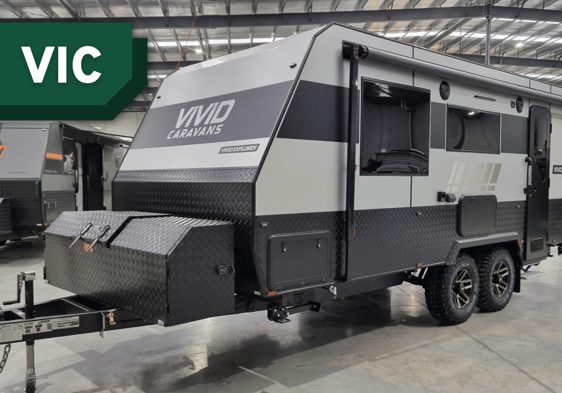 2026 Vivid Explorer 20' Recliner Couples